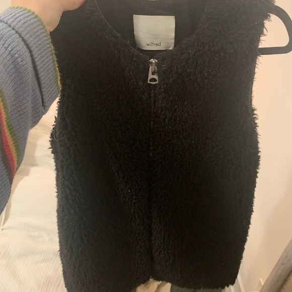 Wilfred Vest - Picture 2 of 2